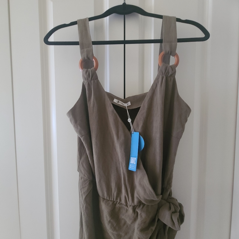 NWT Cupshe Olive Green Wrap Dress - Size Medium